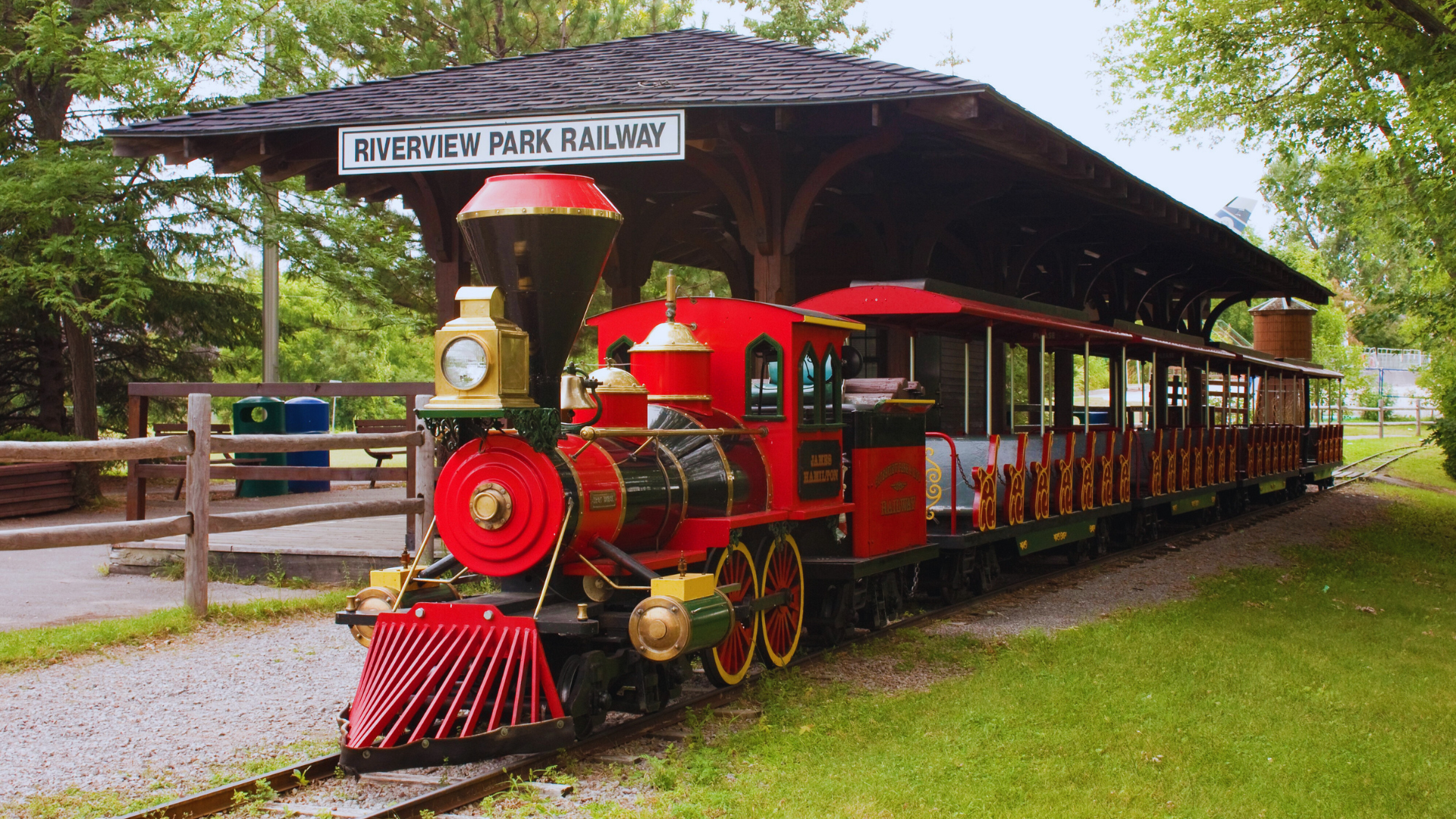 Train at Riverview Park and Zoo
